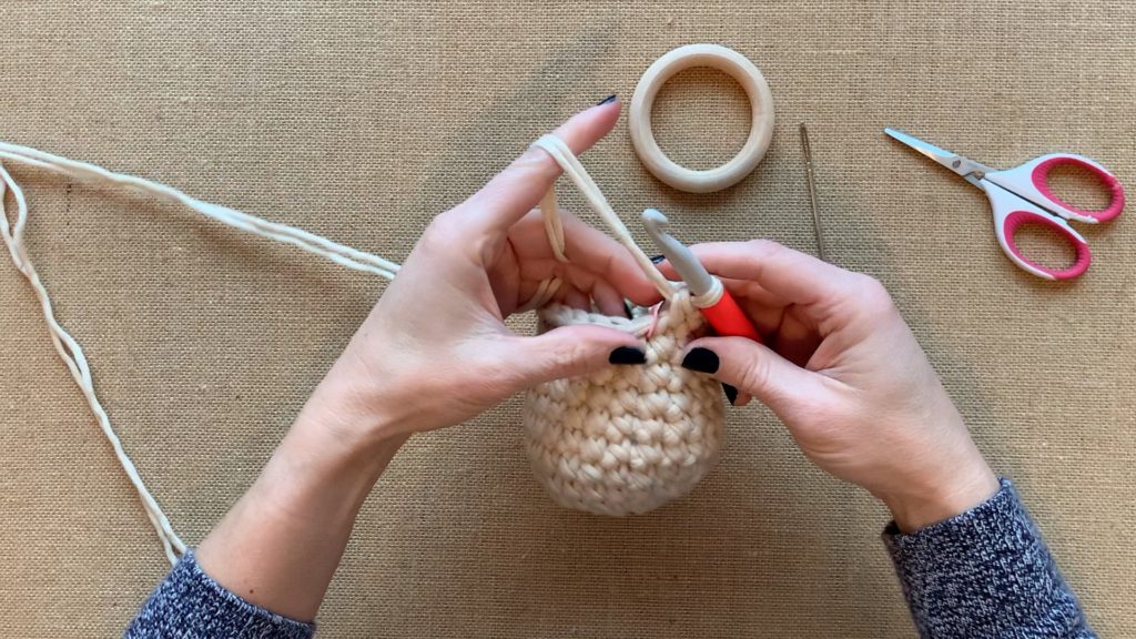Creating the hanging portion of the easy crochet plant holder.