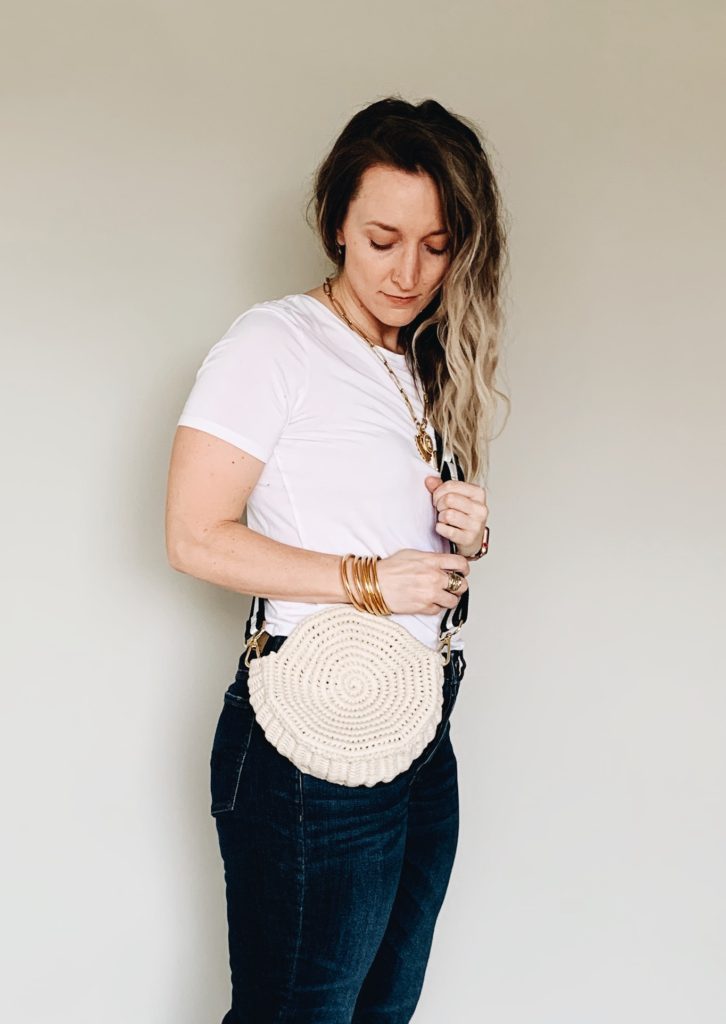 This easy summer crochet bag sits perfectly for a hands free way to carry your items.